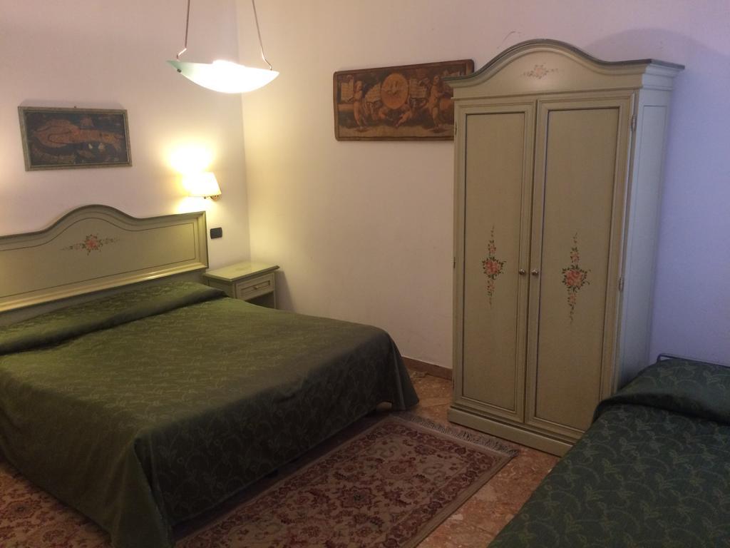 Ca Del Pozzo Hotel Venice Luaran gambar